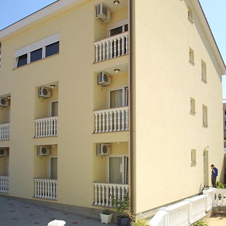 Guesthouse Villa Adria Malinska Exteriér fotografie