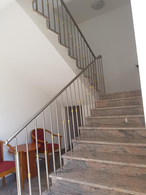 Guesthouse Villa Adria Malinska Exteriér fotografie