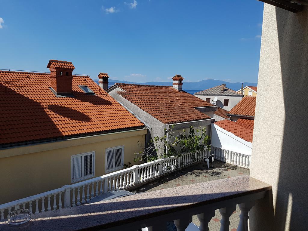Guesthouse Villa Adria Malinska Exteriér fotografie
