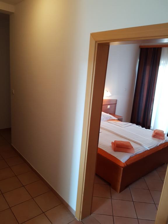 Guesthouse Villa Adria Malinska Exteriér fotografie